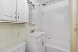 359 W 30th St, New York City, NY 10001 - Photo 6