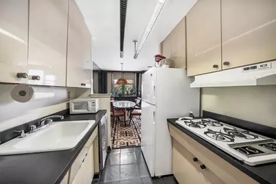 201 E 36th Street #14C, New York City, NY 10016 - Photo 6