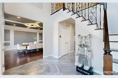 55 Nicole Loop, New York City, NY 10301 - Photo 2