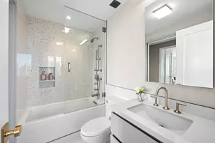 300 E 77th St, New York City, NY 10075 - Photo 12