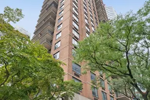 300 E 54th St, New York City, NY 10022 - Photo 14