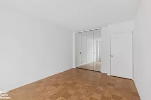 300 E 54th St, New York City, NY 10022 - Photo 10