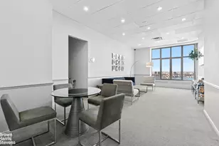 500 W 43rd St, New York City, NY 10036 - Photo 10