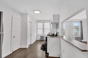 95-07 Cresskill Pl, New York City, NY 11435 - Photo 20