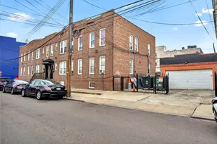 95-07 Cresskill Pl, New York City, NY 11435 - Photo 14