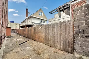 95-07 Cresskill Pl, New York City, NY 11435 - Photo 14