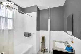 95-07 Cresskill Pl, New York City, NY 11435 - Photo 16