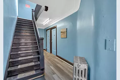 95-07 Cresskill Place, New York City, NY 11435 - Photo 32