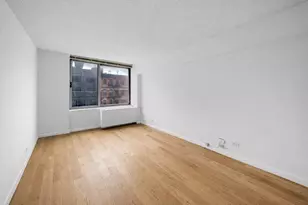 270 W 17th St, New York City, NY 10011 - Photo 6