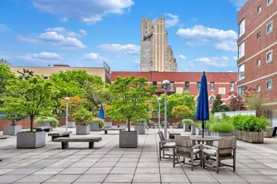 270 W 17th Street #6I, New York City, NY 10011 - Photo 10
