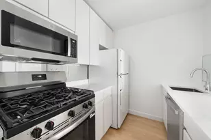 270 W 17th St, New York City, NY 10011 - Photo 4