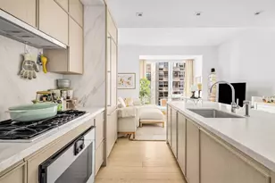 138 E 50th St, New York City, NY 10022 - Photo 2