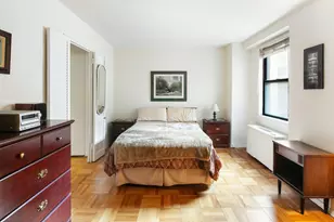 201 E 21st St, New York City, NY 10010 - Photo 2