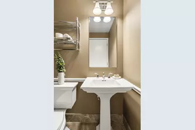 45 Park Avenue #202, New York City, NY 10016 - Photo 6