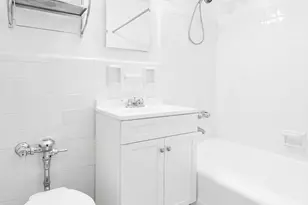 50-21 39th Pl, New York City, NY 11104 - Photo 12