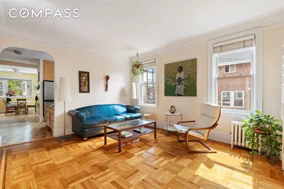 2536 Lurting Avenue, New York City, NY 10469 - Photo 4