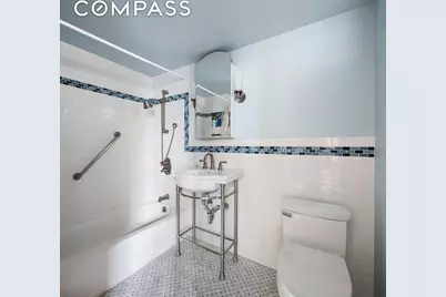 2536 Lurting Avenue, New York City, NY 10469 - Photo 10