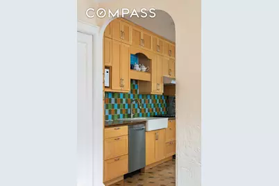 2536 Lurting Avenue, New York City, NY 10469 - Photo 6