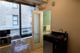 150 W 51st St, New York City, NY 10019 - Photo 2