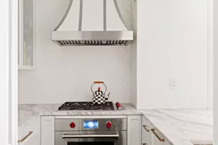 11 5th Ave, New York City, NY 10003 - Photo 4