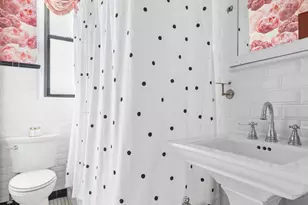 490 West End Ave, New York City, NY 10024 - Photo 16