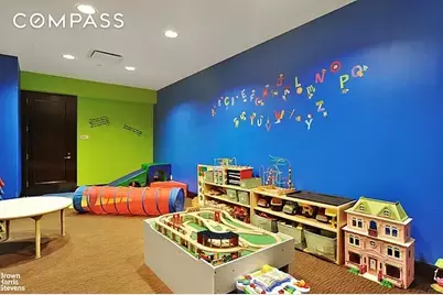 100 Riverside Boulevard #21A, New York City, NY 10069 - Photo 16