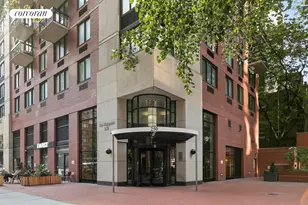 250 E 40th St, New York City, NY 10016 - Photo 8