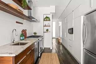 298 12th St, New York City, NY 11215 - Photo 2