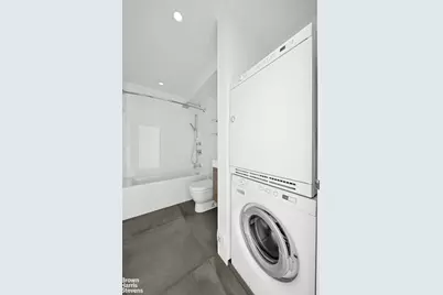 2250 Broadway #10D, New York City, NY 10024 - Photo 8