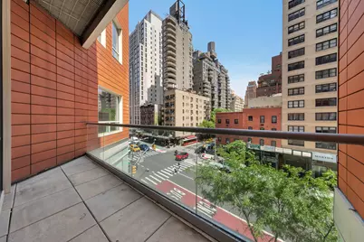 250 E 49th Street #3E, New York City, NY 10017 - Photo 14