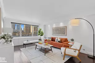 420 E 72nd St, New York City, NY 10021 - Photo 2