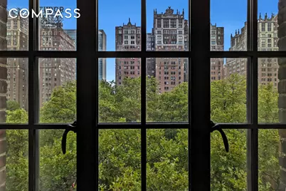 320 E 42nd Street #918, New York City, NY 10017 - Photo 14