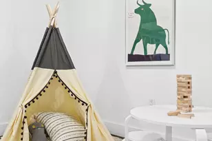 142 N 1st St, New York City, NY 11249 - Photo 16