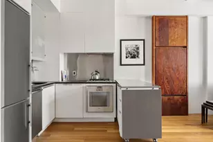 14 E 4th St, New York City, NY 10012 - Photo 2