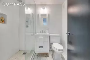 333 Rector Pl, New York City, NY 10280 - Photo 18