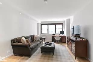 357 E 57th St, New York City, NY 10022 - Photo 2