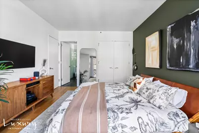 310 W 52nd Street #5J, New York City, NY 10019 - Photo 8