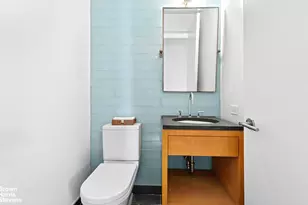 310 W 52nd St, New York City, NY 10019 - Photo 6