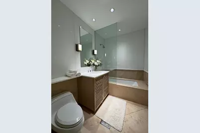 15 Union Square W #16, New York City, NY 10003 - Photo 8