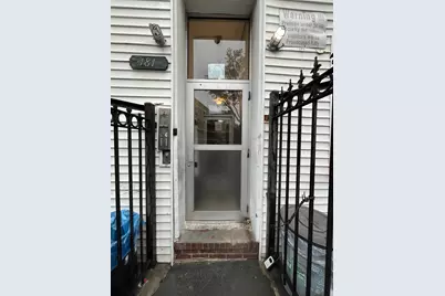 181 Maujer Street, New York City, NY 11206 - Photo 2