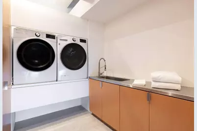 227 W 17th Street #7th Floor, New York City, NY 10011 - Photo 22