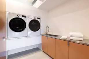 227 W 17th St, New York City, NY 10011 - Photo 22