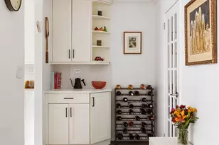 301 E 69th St, New York City, NY 10021 - Photo 8