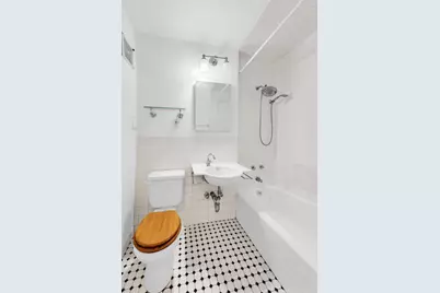 360 E 72nd Street #B1408, New York City, NY 10021 - Photo 10