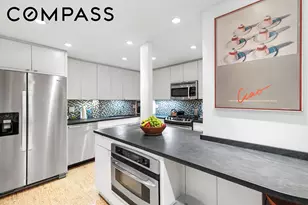 301 E 22nd St, New York City, NY 10010 - Photo 2