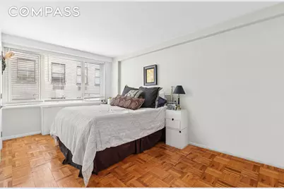301 E 22nd Street #3PR, New York City, NY 10010 - Photo 4