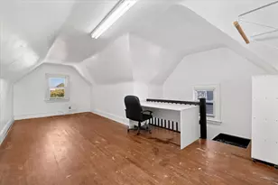 147-44 84th Dr, New York City, NY 11435 - Photo 22