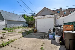 147-44 84th Dr, New York City, NY 11435 - Photo 28