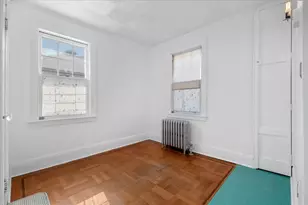 147-44 84th Dr, New York City, NY 11435 - Photo 10