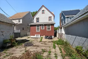 147-44 84th Dr, New York City, NY 11435 - Photo 30